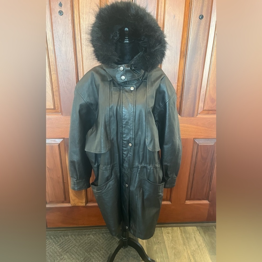 Vintage Wilsons Leather Long XL Black Faux Fur Trim Hooded Womens Coat 90’s